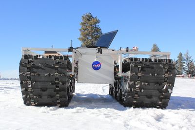  Her er roveren under testing i et skisenter i USA.