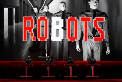 WE ARE THE ROBOTS: De tyske elektronika-pioneerene i Kraftwerk holder åtte  konserter på Tate Modern i London. Kraftwerk er kjent for å bruke roboter som stand ins for seg selv på scenen. Nå kjører de også de visuelt show i 3D som en del av konsertopplevelsen. FOTO: REUTERS 