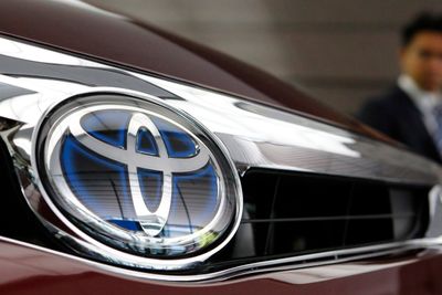 Toyota må nok en gang tilbakekalle biler etter å ha oppdaget feil, denne gangen ved bremsene.
