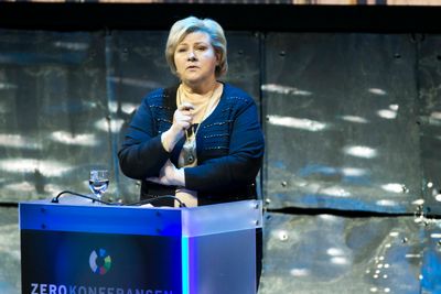 Statsminister Erna Solberg snakket om regjeringens klimapolitikk under Zerokonferansen i Folketeatret i Oslo tirsdag. 