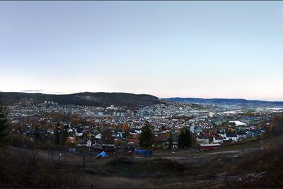 Gigapiksel: På vårt nyeste gigapikselbilde, øverst i artikkelen, kan du zoome inn på Drammen i solnedgang. Foto: Eirik Helland Urke