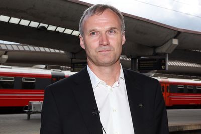 Geir Isaksen - konsernsjef i NSB, vil ha vedlikehold og kapasitetsøkning på eksisterende jernbanenett. 