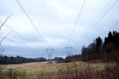 Ifølge NVE har Trønderenergi Nett misbrukt sin monopolmakt og gitt fordeler til sin egen konkurranseutsatte kraftleverandør.
