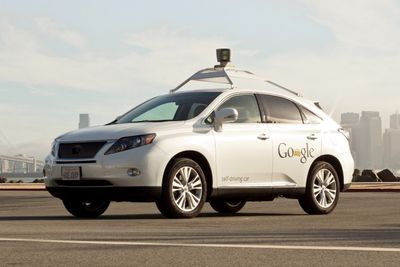 Googles førerløse biler har vært involvert i flere ulykker, men ifølge selskapet er det andre kjøretøyer som har forårsaken ulykkene.