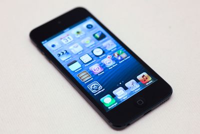 iPod touch har nå fått nøyaktig den samme skjermen som iPhone 5. Det er et stort pluss. 