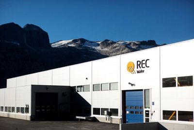 HELT FERDIG: Rec i Norge er konkurs, og nå skal konkursboet selges. Her den nedlagte fabrikken i Glomfjord.