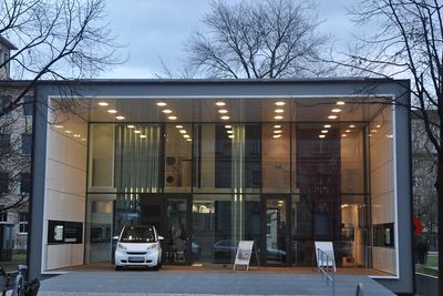 PLUSSHUS: Dette 130 m2 store plusshuset i Berlin produserer 415 kW/h mer enn det bruker.