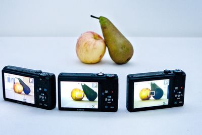 Ikke akkurat epler og pærer: forskjellene mellom  (f.v) Canon S95, S100 og S110 er ikke gigantiske.