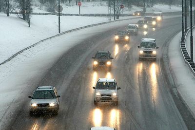 Svenske Trafikverket vil teste lagret solvarme mot hålkeføre. 