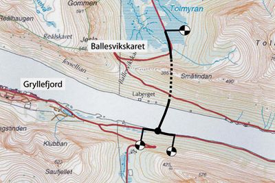 Fiskeværet Gryllefjord i Torsken kommune får kortere og mer rassikker vegforbindelse til omverden når Ballesvikskartunnelen og brua over Gryllefjorden blir ferdig høsten 2013.
Ill.: Statens vegvesen