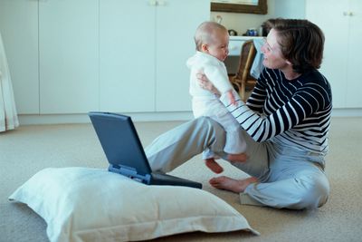 Verdens beste arbeidsplasser undersøkelse
-Mens baby boomers og generasjon X har fokusert på sin karriere for å oppnå materielle goder er generasjon Y på jakt etter et mer balansert liv, sier Cecilia Dahlstrøm, markedsdirektør i Universum.