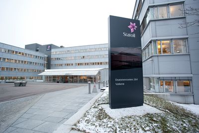 RISIKERER LANG STRAFF: En konsulent innleid av Statoil innrømmer å ha mottatt bestikkelser og å ha sendt Statoil fiktive fakturaer i forbindelse med arbeid på Mongstad. Rettssaken mot ham og to andre pågår i Stavanger tingrett nå.
