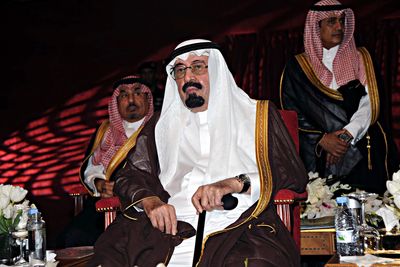 SATSER: Kong Abdullah av Saudi Arabia vil satse tungt på kjernekraft for å møte landets økende kraftbehov, ifølge en av hans tjenestemenn.