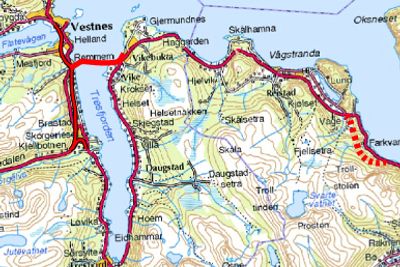 Tresfjordbrua er markert øverst til venstre, Vågstrandtunnelen er den stiplete røde linjen lengst til høyre.