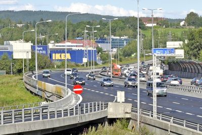 Trafikken på E 6 går som normalt igjen etter at vestgående løp på Stubberudmyra bru ble gjenåpnet. Man må se godt etter for å oppdage at E 6 går over en bru her.