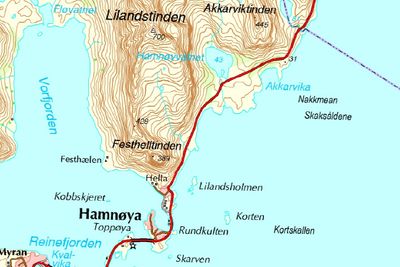 Hamnøytunnelen skal gå mellom Hamnøya nederst på kartet og Akkarvika.
Ill.: Statens vegvesen