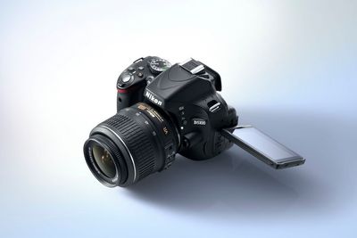 SKJERM: Nye Nikon D5100 har fått en veldig fleksibel søkeskjerm.