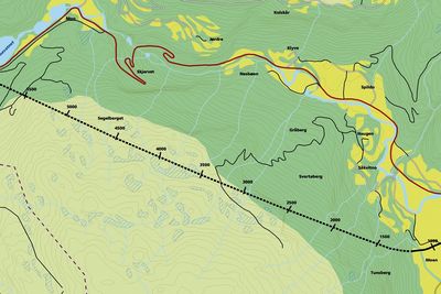 Den svarte stiplete linjen viser Tunsbergtunnelen. Den røde viser nåværende riksveg 13. Lastebilsjåførene gleder seg til degraderingen av denne vegen.