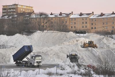 Reservedeponiet på Hasle er allerede tatt i bruk. Kommunen trenger ledig plass på det permanente deponiet på Åsland i tilfelle det skulle bli behov for å tømme snø om natten.