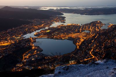 SNART TOMT: Bergen kommune vurderer restriksjoner på vannbruken, etter den tørreste vinteren siden 1949. De frykter vannkrise allerede før påske.