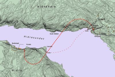 Tunnelen under Hidrasundet får en tilnærmet S-formet trasé. Vegvesenet håper den er klar til bruk før konsesjonen til Flekkefjord Dampskipselskap går ut ved utgangen av 2013.