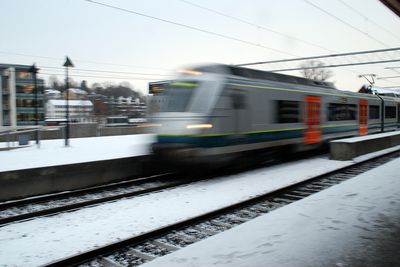 RASKERE: Transportkomiteen vil at nye jernbanelinjer skal dimensjoneres for 250 km/t nå, så dyre ombygginger kan unngås senere.