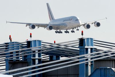 Klokken 17 onsdag 15. september lander Airbus 380-maskinen på Gardermoen.