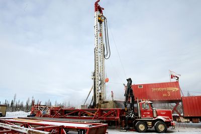 INJISERING: I Alberta skal StatoilHydro utvinne den tyngste oljen ved hjelp av dampinjeksjon. Metoden kalles Steam-Assisted Gravity Drainage (SAGD).