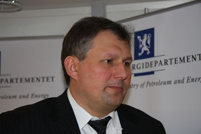 Olje- og energiminister Terje Riis-Johansen kan ha svineinfluensa.