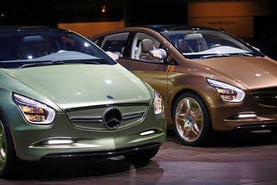 Mercedes-Benz viste fram elbilkonseptene E-cell og E-cell pluss (ladbar hybrid) på årets Frankfurtmesse.