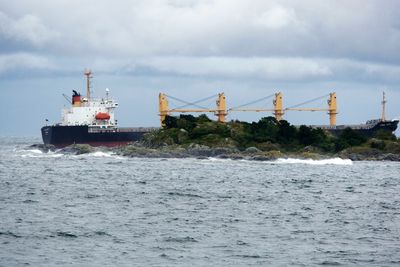 Det Panamaregistrete bulkskipet Full City gikk på grunn ved Såstein utenfor Langesund i Telemark, natt til fredag.