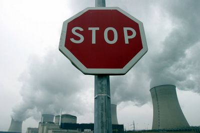 KJERNEKRAFT I NORGE? Miljøvernorganisasjonene vil at regjeringen skal konsentrere seg om fornybar energi i stedet for å utrede mulighetene for bruk av kjernekraft til energiproduksjon i Norge.