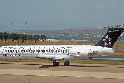 Et Spanair-fly på Barajas-flyplassen i Madrid.