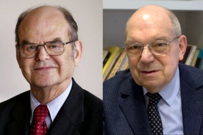 John Thompson (t.v) og Jacques Tits ble i dag tildelt Abelprisen for 2008.