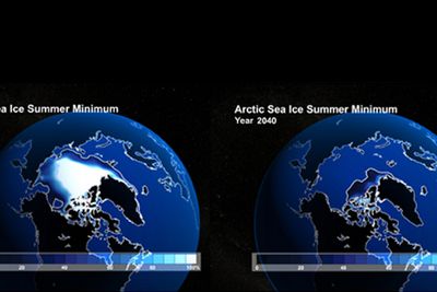 ALVORLIG: Illustrasjonen viser hvor stort havområdet som var dekket av is i 2000 (t.v.), sammenlignet med det antatte, minimale isdekket i 2040.