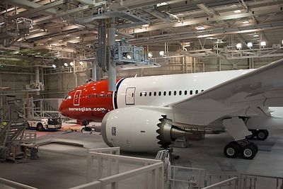  Norwegians ene Dreamliner på Boeing-fabrikken. Norwegian har foreløpig ikke fått noen ny leveringsdato. 