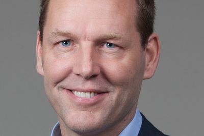 Telia-sjef Johan Dennelind skal ha fått bud på to av selskapene Telia har forsøkt å selge siden 2015, georgiske Geocell og moldaviske Moldcell.