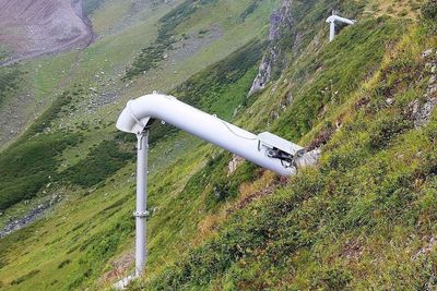 Dette er gassrøret som er utviklet av Gazex. Systemet er nå under utprøving langs fylkesveg 883 i Skillefjorden i Alta.