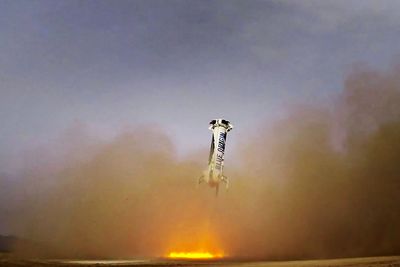 New Shepard-raketten går inn for landing 23. november. 