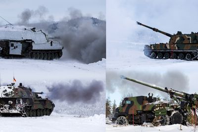 Fire leverandører deltar i den norske artillerikonkurransen: M109G og K9 Thunder øverst og PzH 2000 og Caesar nederst. Foto. Simen Rudi/Forsvarsmateriell
