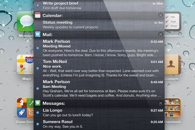 Notification Center er blant nyhetene i iOS 5, her vist på en iPad.