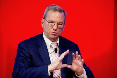 DRO TIL HAVANA: Google-toppen Eric Schmidt skal ha besøkt Cuba i helgen. Han har tidligere besøkt også Nord-Korea, enda et regime som ikke tillater fri tilgang til internett.