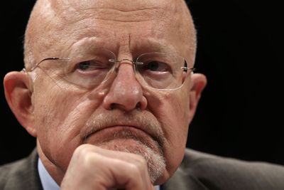 Lederen for den nasjonale etterretningstjenesten, James Clapper, slo tilbake mot kritikken som har rammet de hemmelige tjenestene. Denne uken måtte han stille til høring på Capitol Hill.