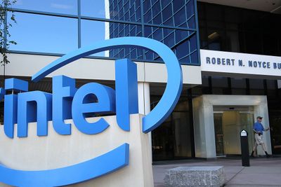 Intels teknologidirektør måtte gå av for aldersgrensen denne uken. Bildet er fra IT-gigantens hovedkontor i Santa Clara.