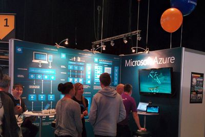 FØRST VAR DET UVANT, men nå er det helt naturlig for Microsoft å hjelpe javautviklere ut i skyen med løsninger som kjører på Linux, skriver teknologidirektør Børge Hansen. Bildet er fra JavaZone-konferansen i Oslo som åpnet i dag.