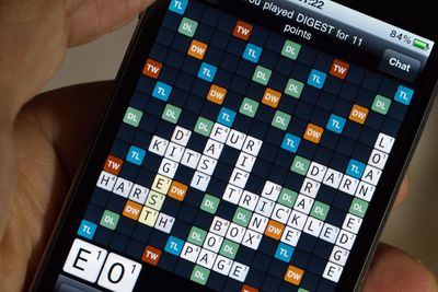 APP-SUKSESSEN Wordfeud har lokket til seg over 20 millioner spillere verden over. Det har gitt Håkon Bertheussen solide inntekter, men nå er han straks klar med noe helt annet...