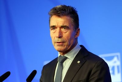 Avtoppende generalsekretær Anders Fogh Rasmussen sier at kyberforsvar nå er en av hovedpilarene i NATO. Under toppmøtet i Newport blir også Jens Stoltenberg presentert som forsvarsalliansens neste toppleder.