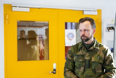 En debatt om digitale militære virkemidler er sterkt ønskelig, mener oberstløytnant Roger Johnsen i Cyberforsvaret.