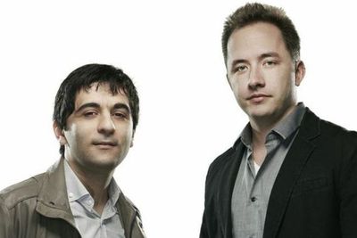 Etter at de lanserte Dropbox i 2007 har gründerne Drew Houston (t.h) og Arash Ferdowsi opplevd voldsom vekst. Flere har forsøkt å kjøpe selskapet, men de har nektet. Nå tar de sikte på å lansere den naturlige evolusjonen av harddisken. Tirsdag lanserte selskapet en rekke nye APIer til utviklere for å gjøre tjenesten enda mer brukervennlig.