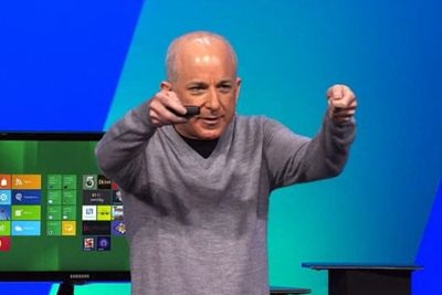 Steven Sinofsky var ansvarlig for Microsofts Windows 8 da han i fjor høst takket for seg. Nå har han inngått en sluttavtale med programvaregiganten, som forplikter han til blant annet ikke snakke nedsettende om sin tidligere arbeidsgiver.